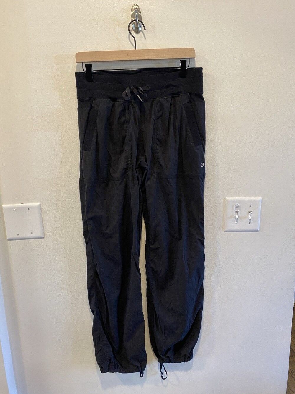 Lululemon Dance Studio Pant Women's Size 8 Medium Black Cinchcord Swift Unlined